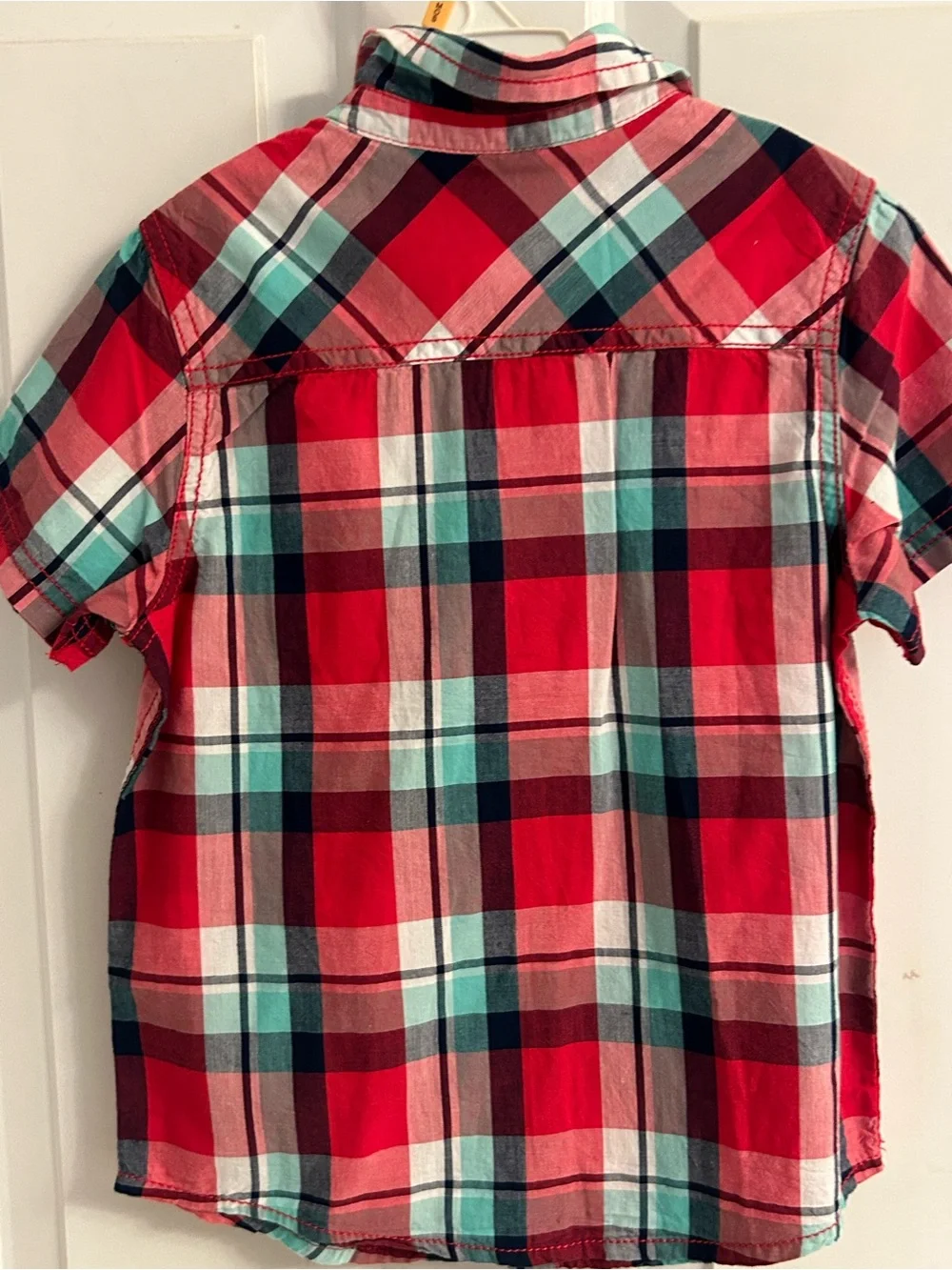 NWT-Boys Arizona Jean Company Red and Teal Plaid Short-Sleeve Button-Down Shirt